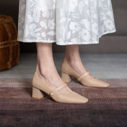 Vintage Mary Jane high heels - Convenient store