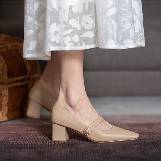 Vintage Mary Jane high heels - Convenient store