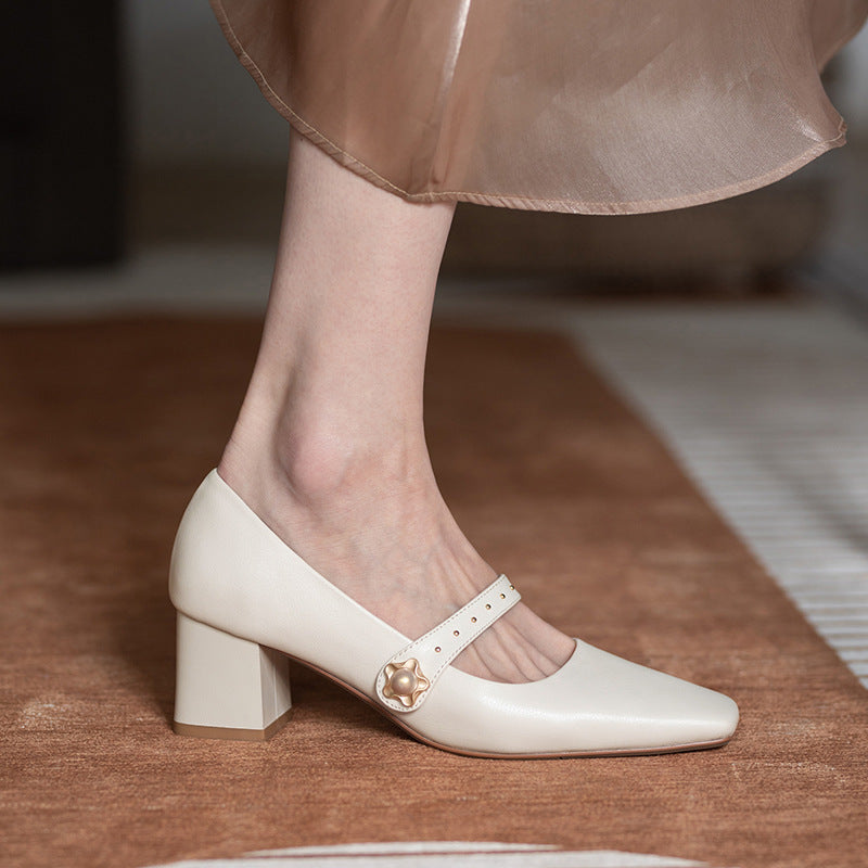 Vintage Mary Jane high heels - Convenient store