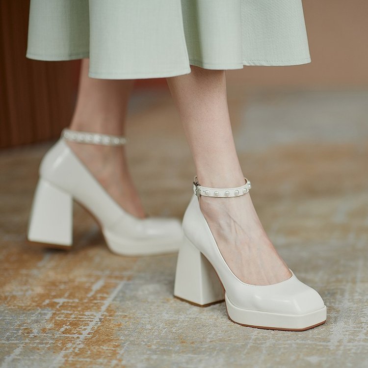 Women's Fashion Temperament High Heels - Convenient store