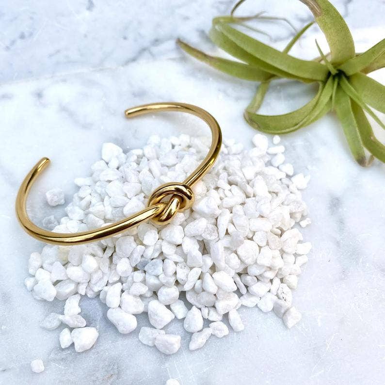Knot Cuff